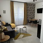 Apartment Shubu Garden Vendeghazak