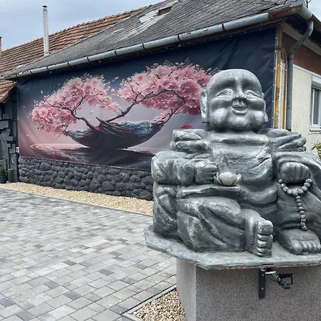 Shubu Garden