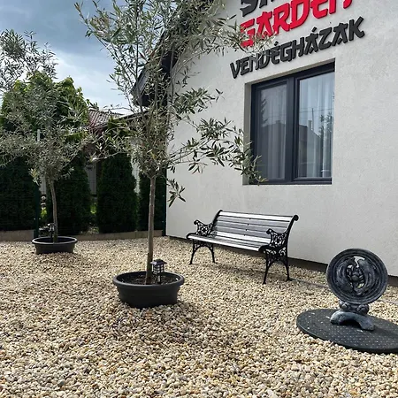 Shubu Garden Vendeghazak Apartment Szilvasvarad